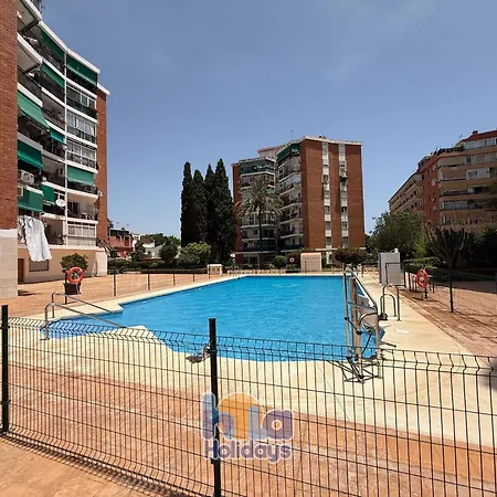 Reformado Familiar, Piscina Y Centro Torremolinos